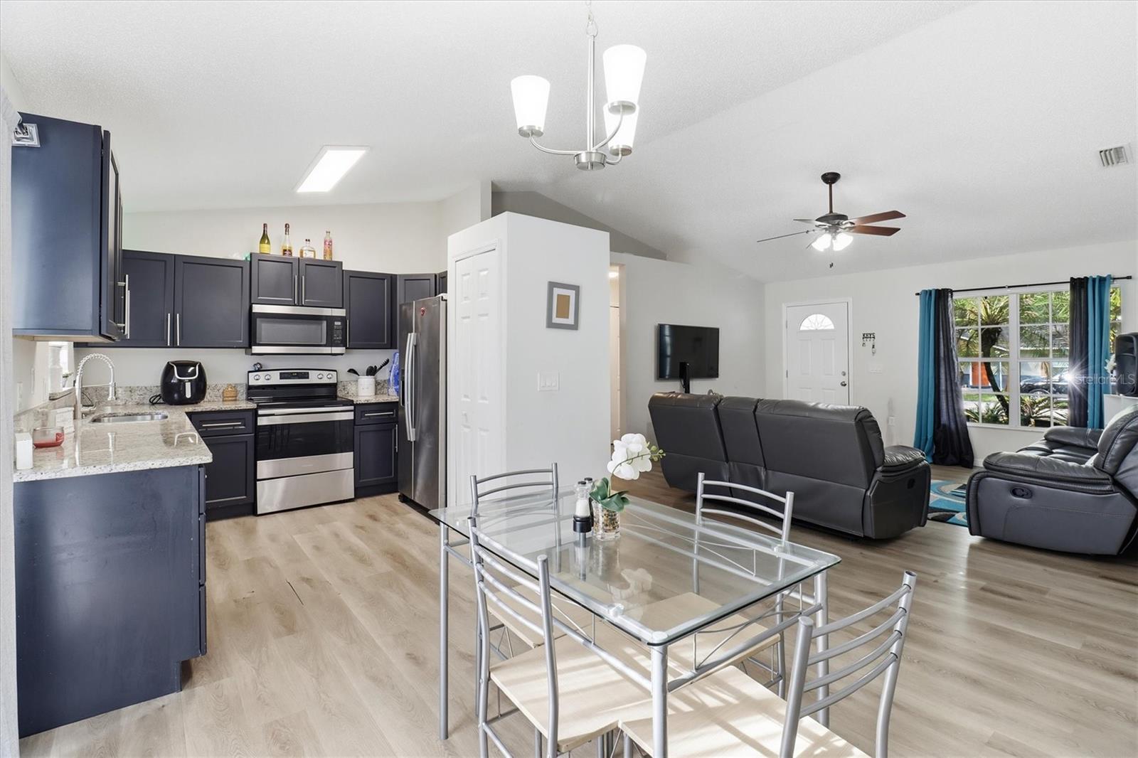 WEST HIGHLANDS - Residential