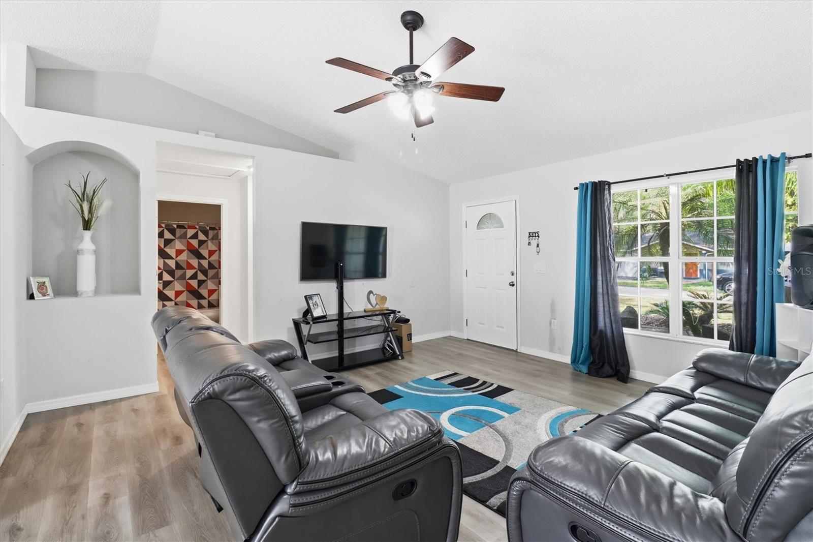 WEST HIGHLANDS - Residential