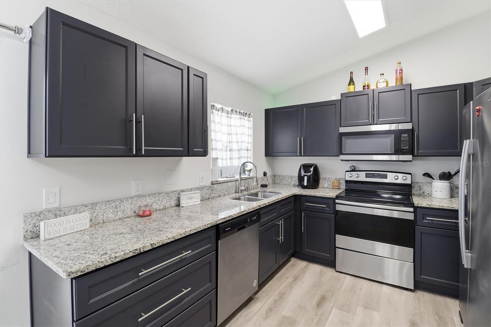 WEST HIGHLANDS - Residential