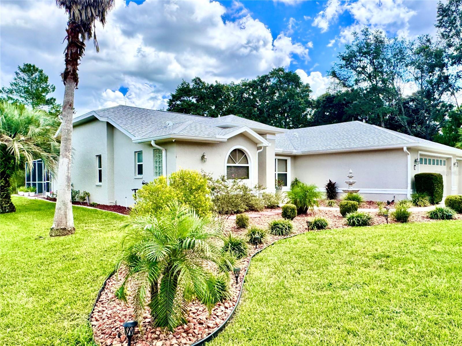 10 EUPHORBIA COURT