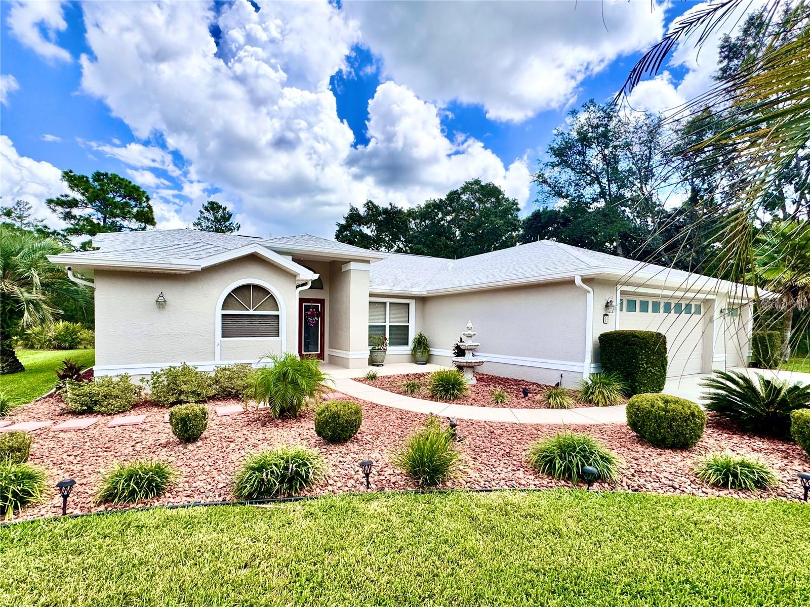 10 EUPHORBIA COURT