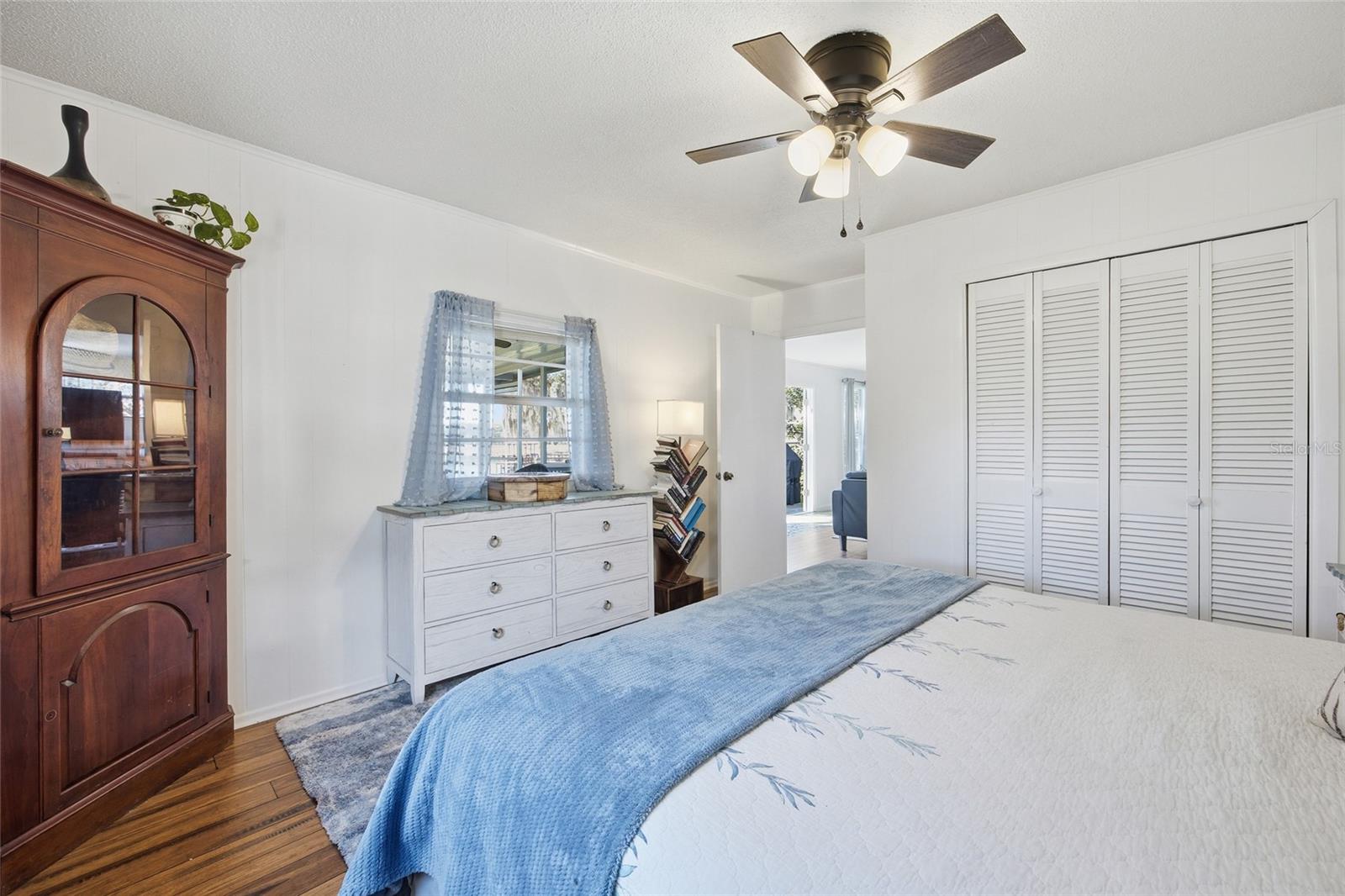 THREE LAKES ESTATE - Residential