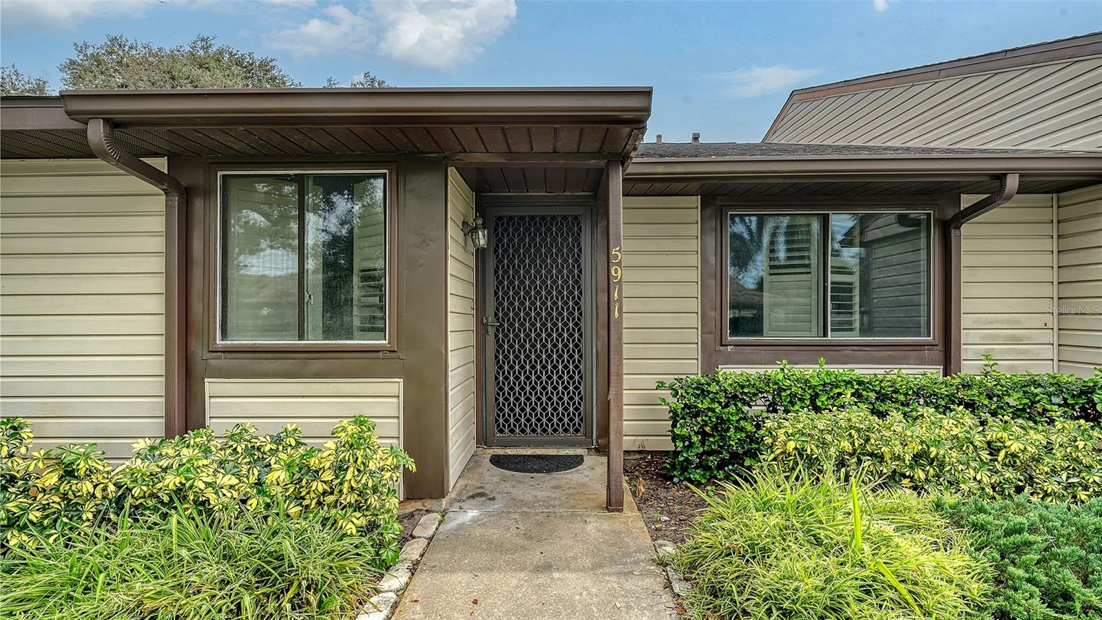 CORDOVA VILLAS CONDO - Residential Lease