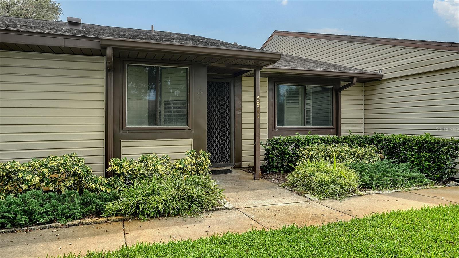 CORDOVA VILLAS CONDO - Residential Lease