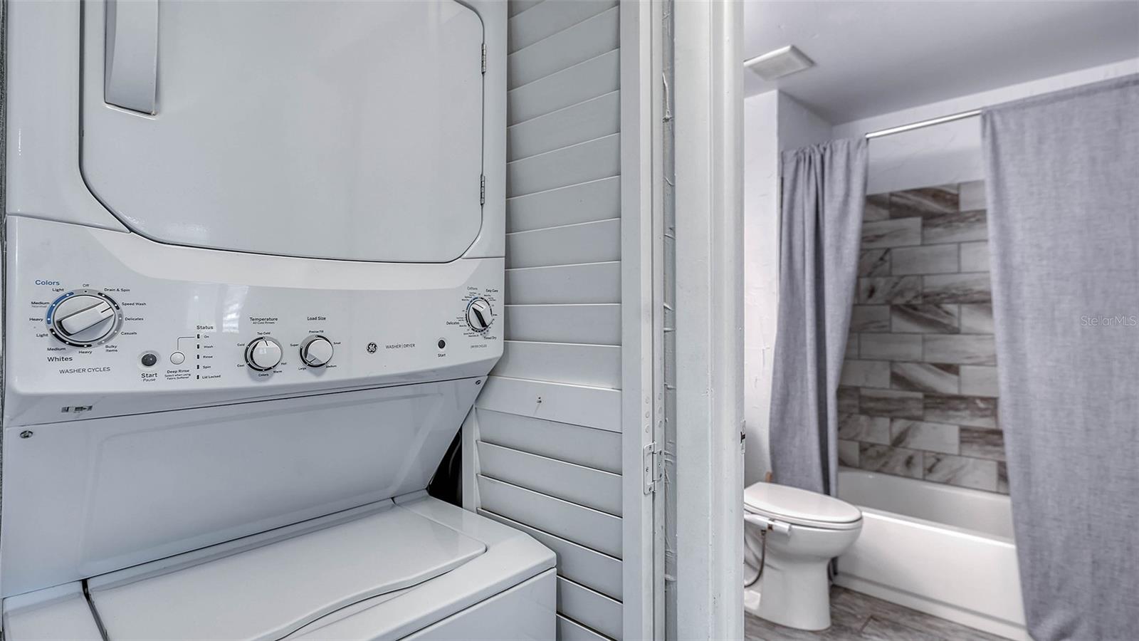 CORDOVA VILLAS CONDO - Residential Lease