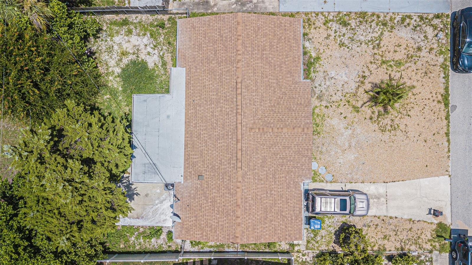 BEACON SQUARE - Residential Lease