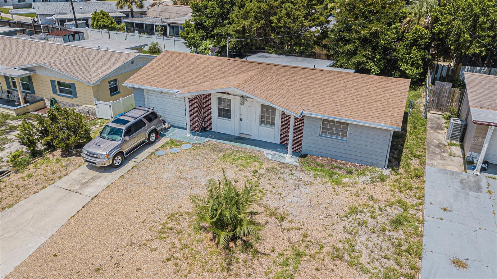 BEACON SQUARE - Residential Lease