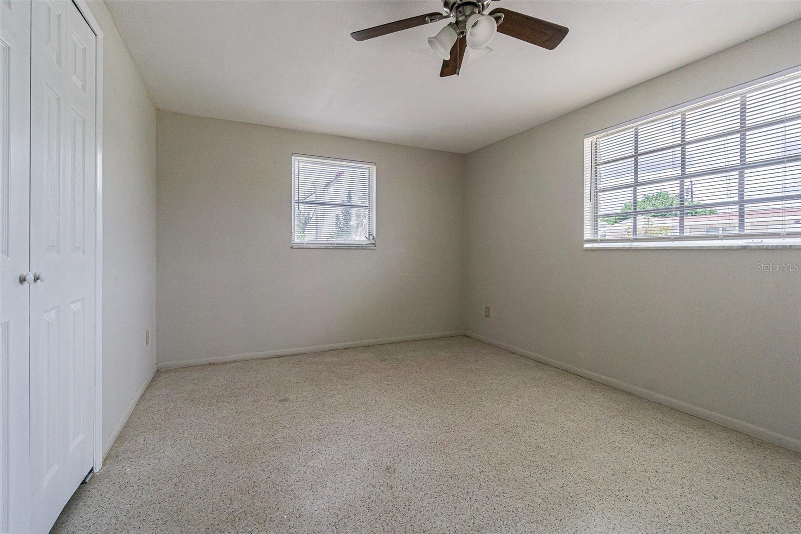 BEACON SQUARE - Residential Lease