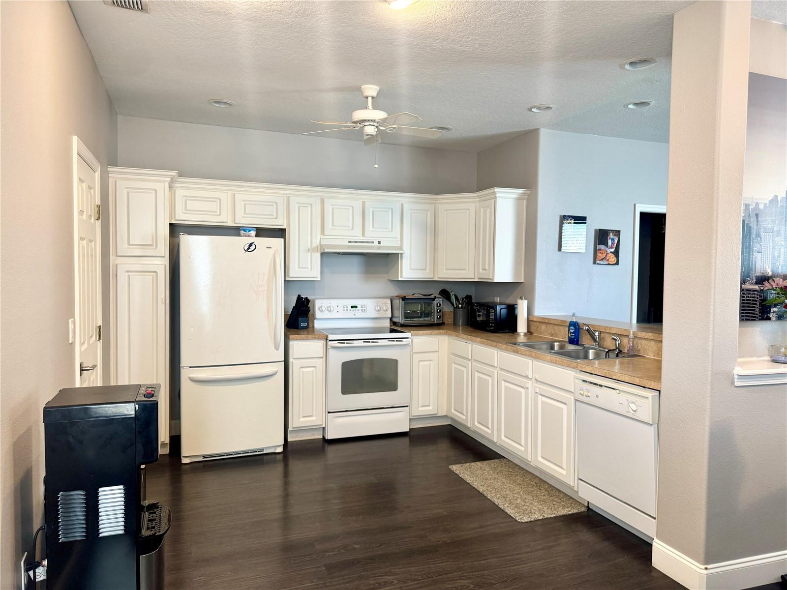 TOWNHOMES AT PARKSIDE - Residential