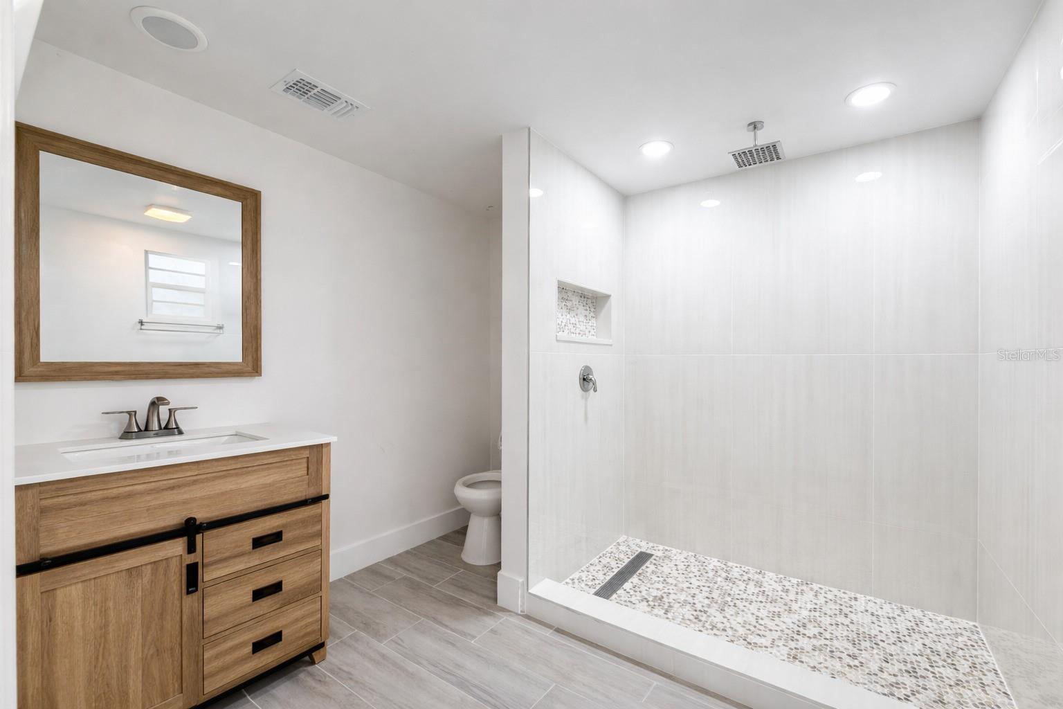 GOLFVIEW - Residential