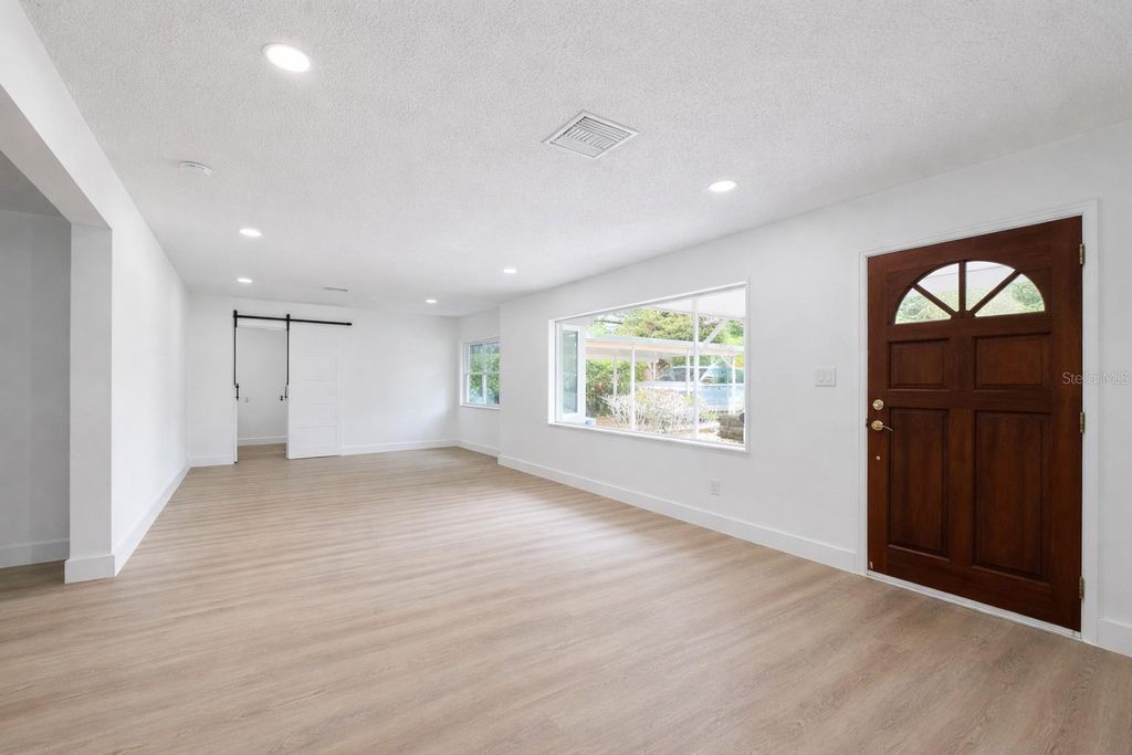 Photo of 26 Backspin Lane, Orlando, FL 32804 (MLS # O6393751)