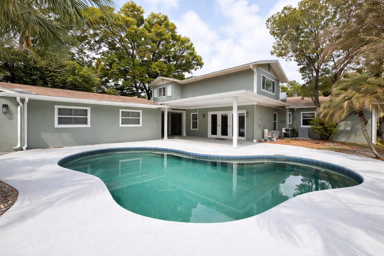 GOLFVIEW - Residential