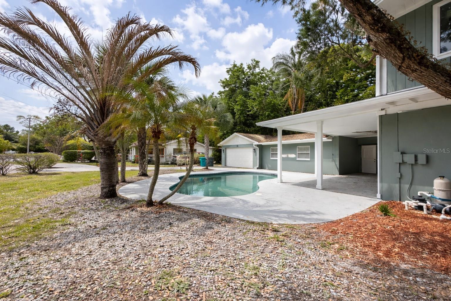 GOLFVIEW - Residential