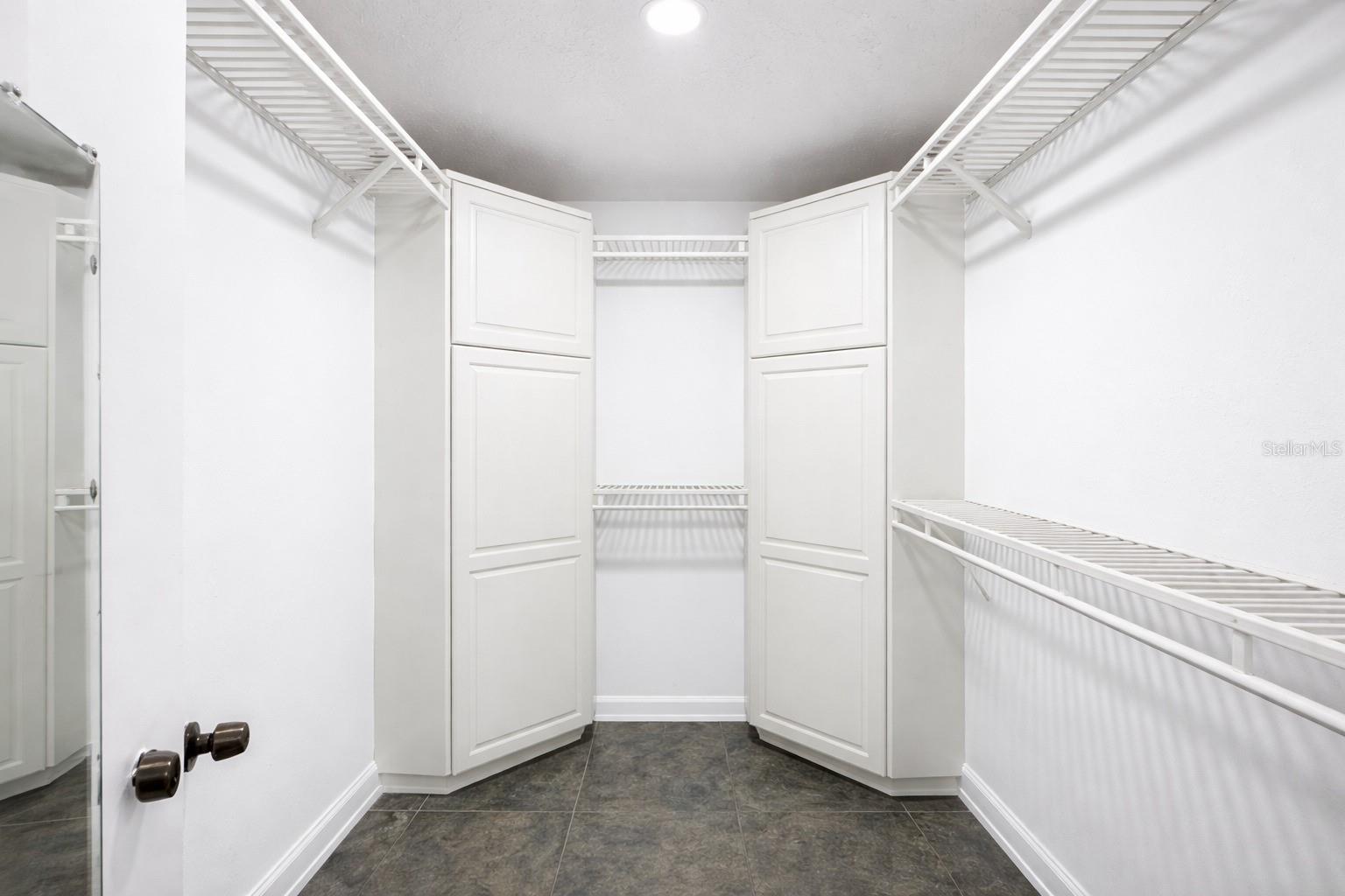 GOLFVIEW - Residential