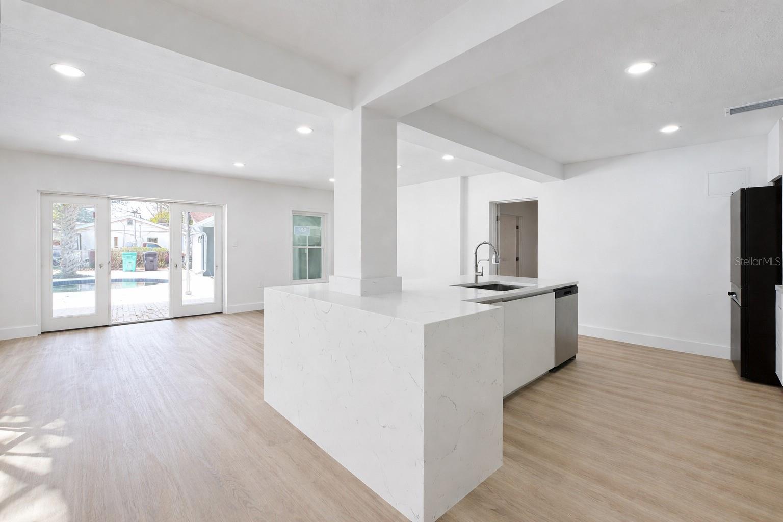 GOLFVIEW - Residential