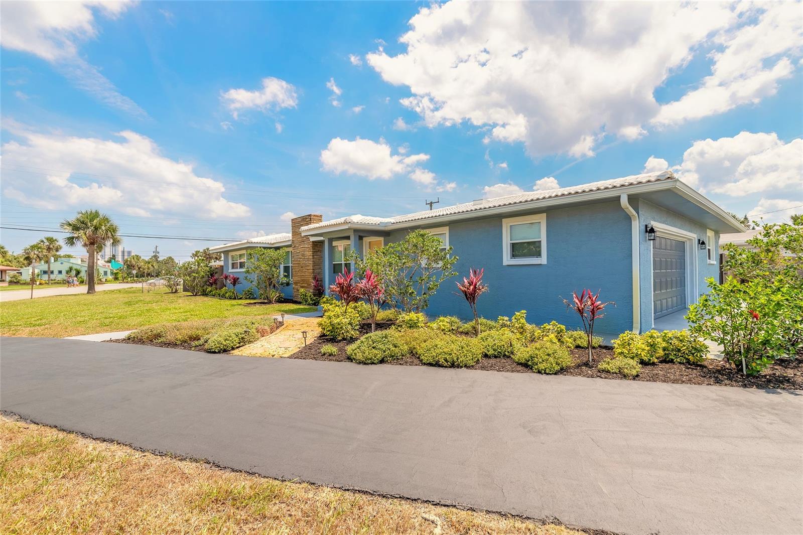 1032 BEL AIRE DRIVE
