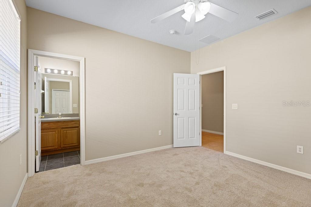 FISHHAWK RANCH PH 2 PARCEL DD-1A - Residential Lease