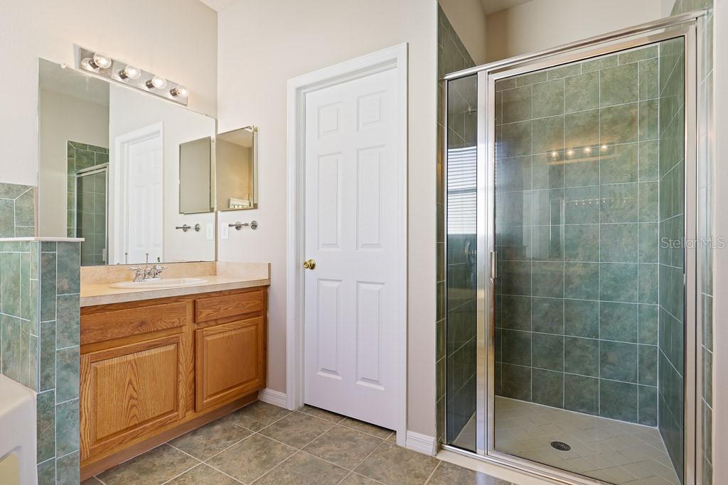 FISHHAWK RANCH PH 2 PARCEL DD-1A - Residential Lease