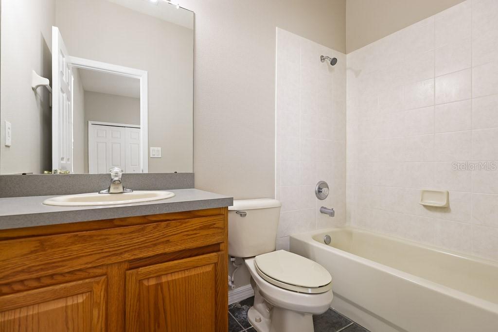 FISHHAWK RANCH PH 2 PARCEL DD-1A - Residential Lease