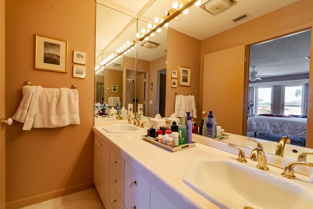 Donlon Cove - Residential