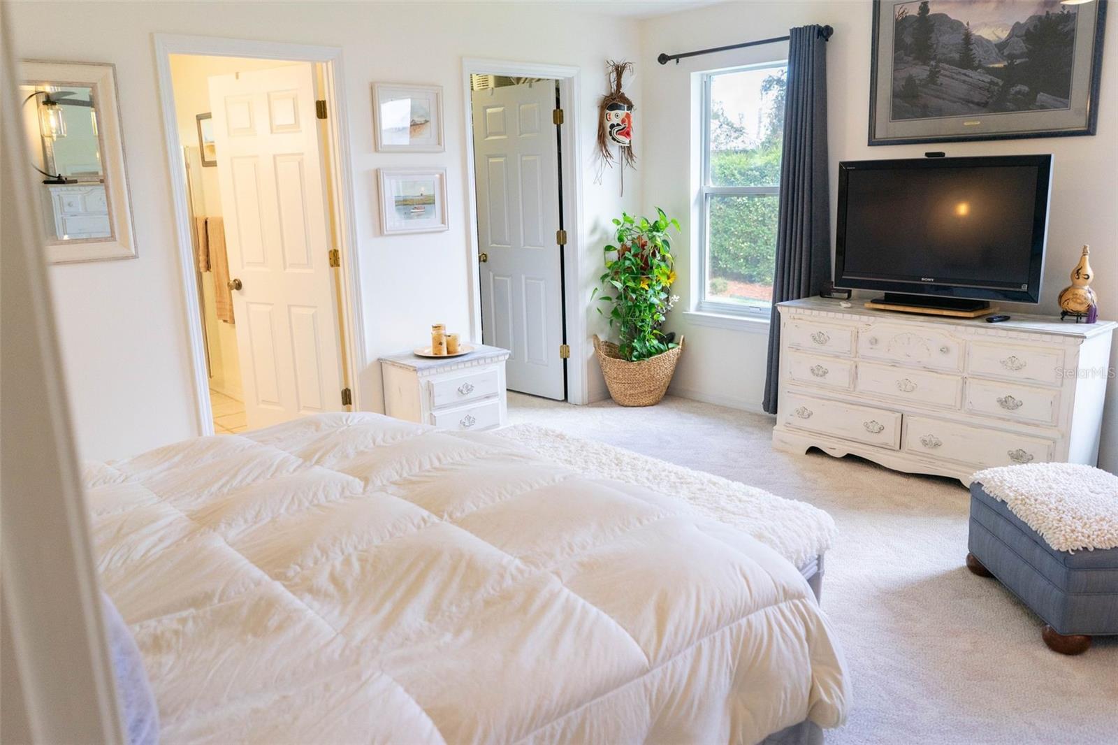 THE PINES - Residential Income