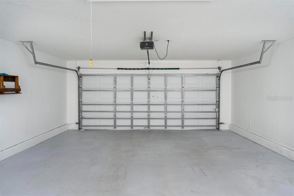 THE PINES - Residential Income