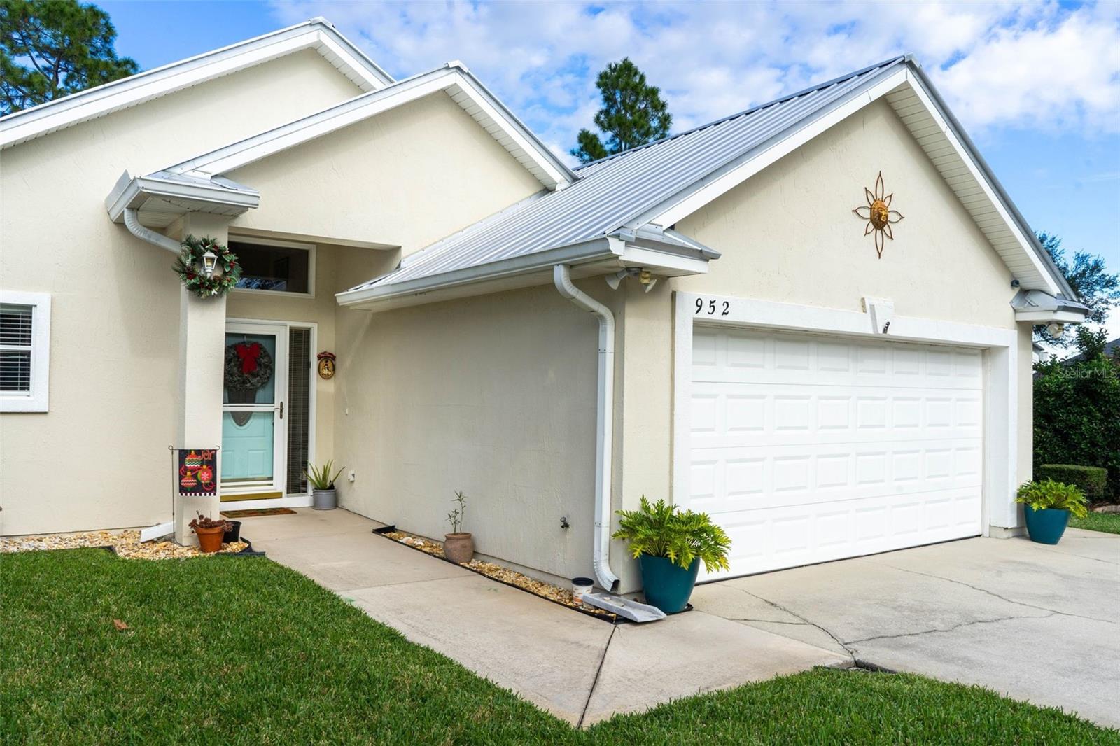 THE PINES - Residential Income