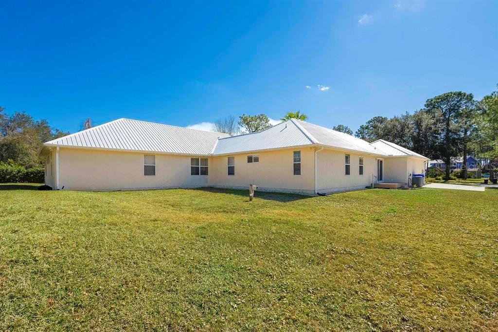 THE PINES - Residential Income