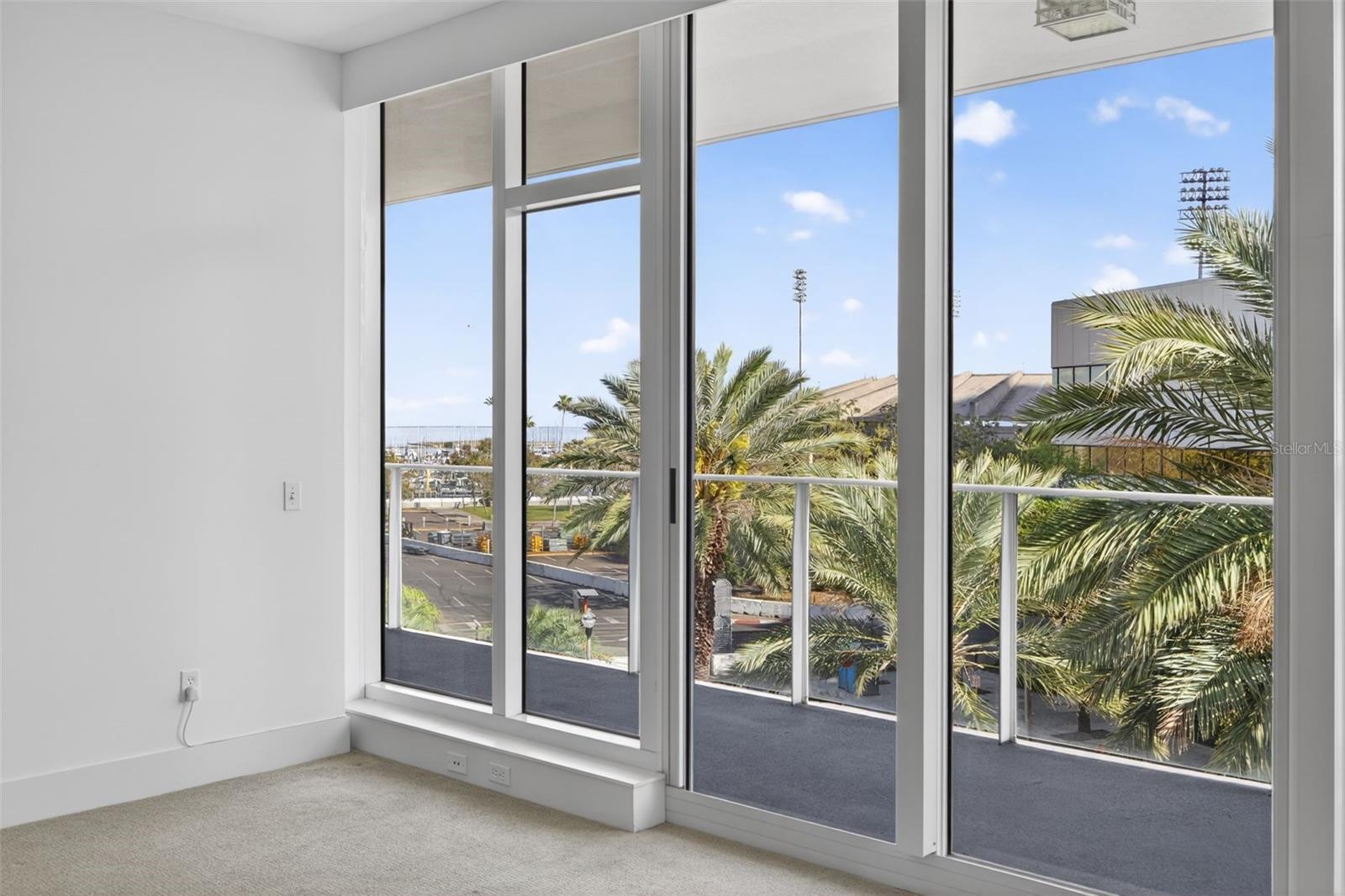 SIGNATURE PLACE CONDO - Residential