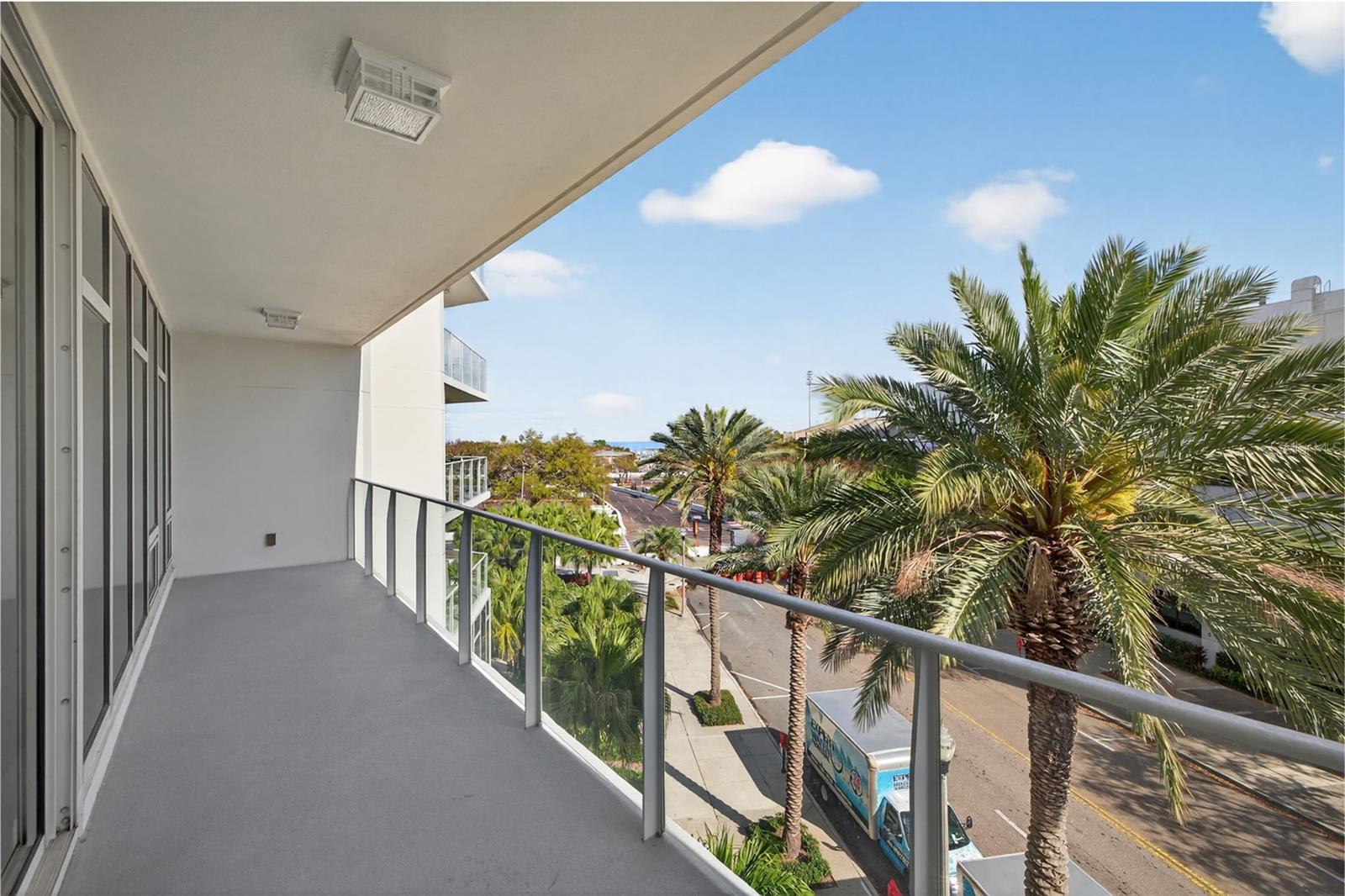 SIGNATURE PLACE CONDO - Residential