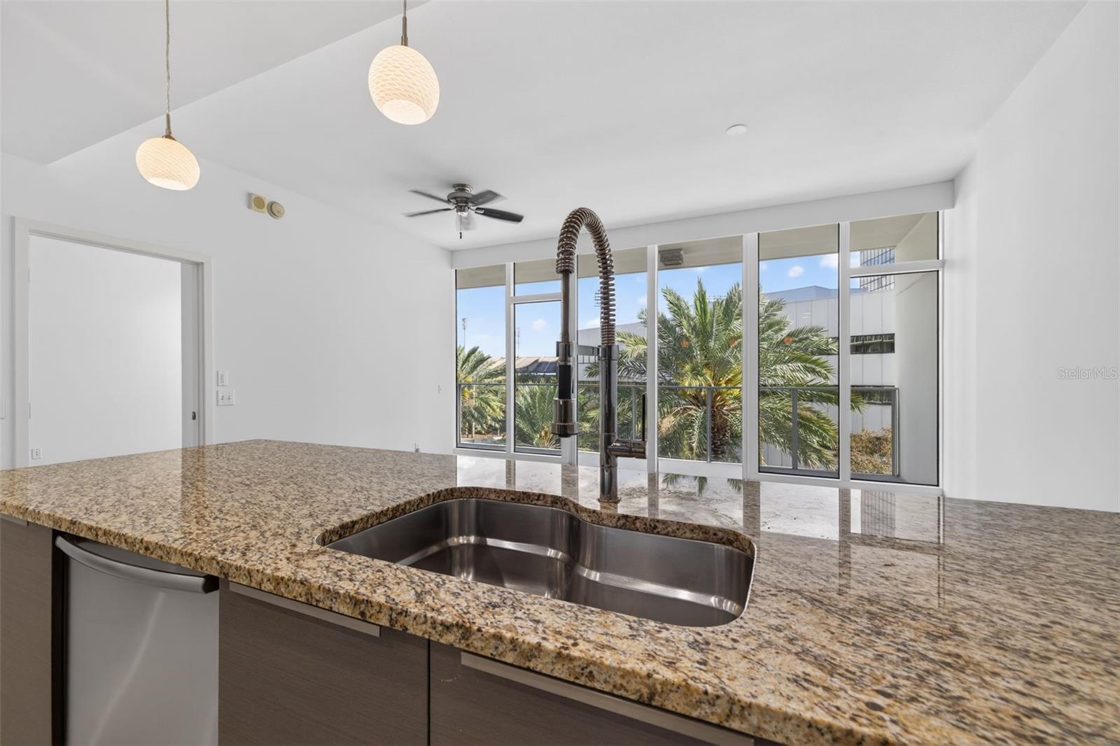 SIGNATURE PLACE CONDO - Residential