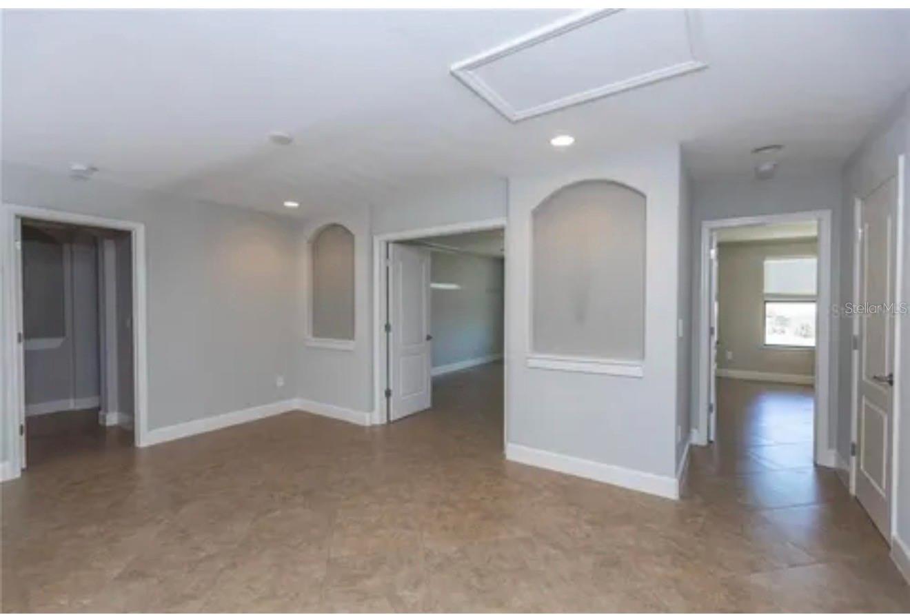 HERITAGE HARBOUR SUBPHASE J - Residential Lease