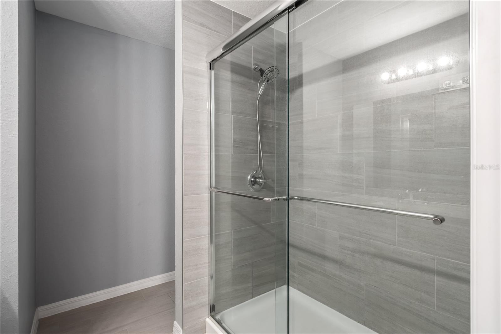 RAINBOW ACRES UN 04 - Residential