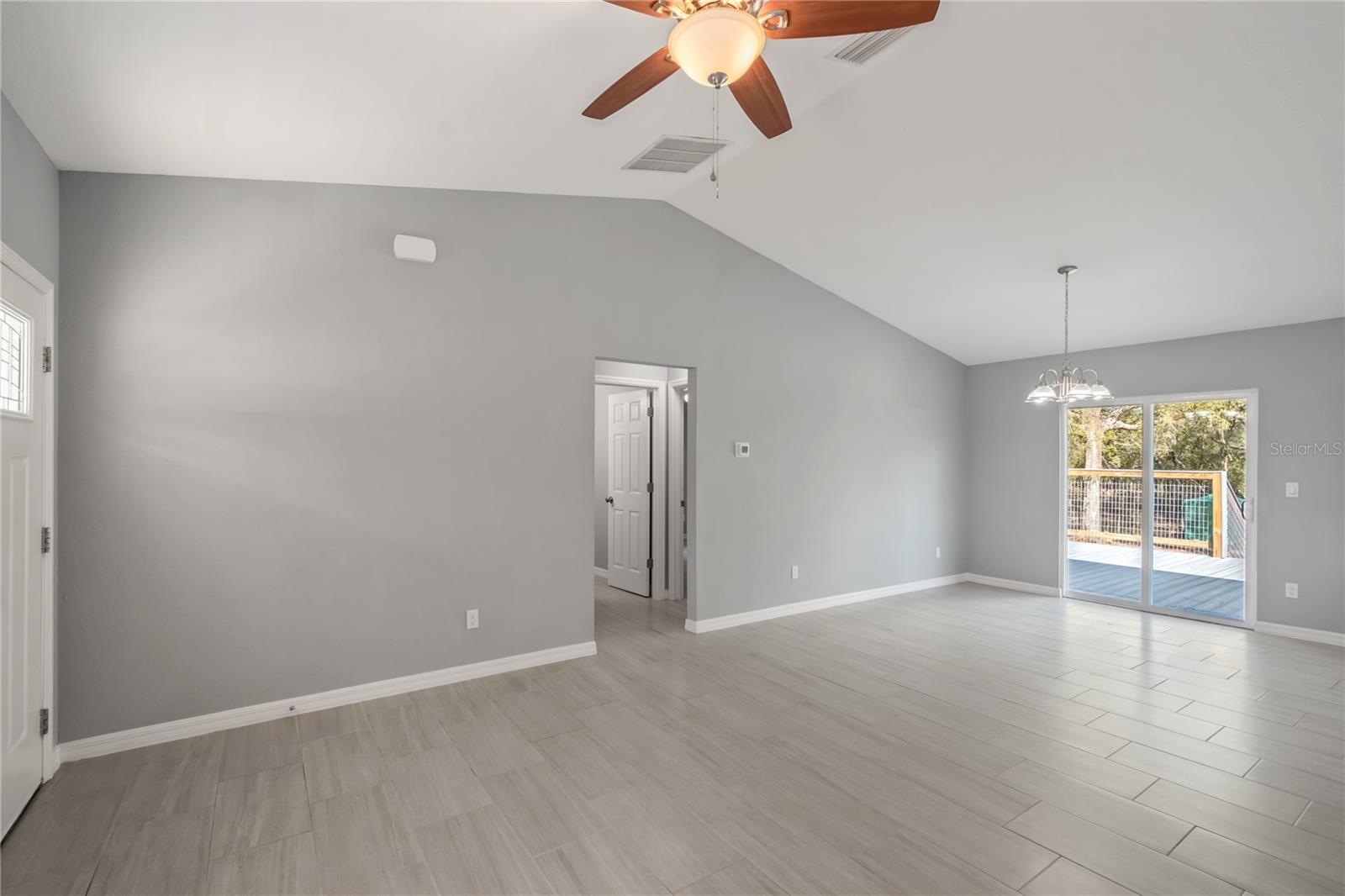 RAINBOW ACRES UN 04 - Residential