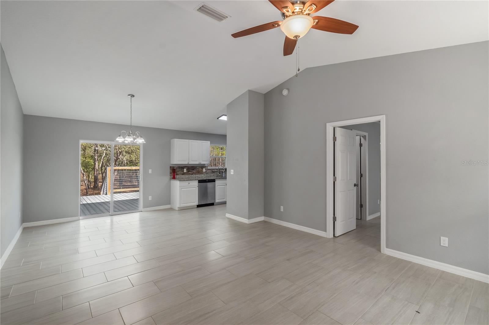 RAINBOW ACRES UN 04 - Residential