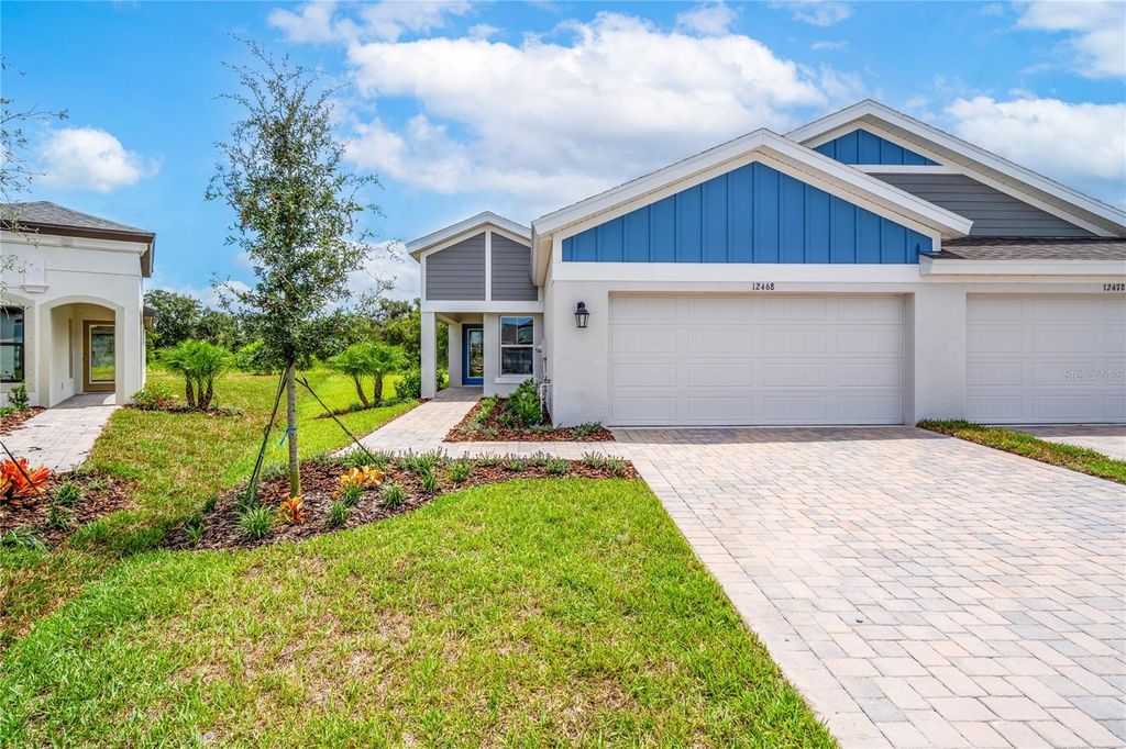Photo of 12468 Oak Hill Way, Parrish, FL 34219 (MLS # A4679361)