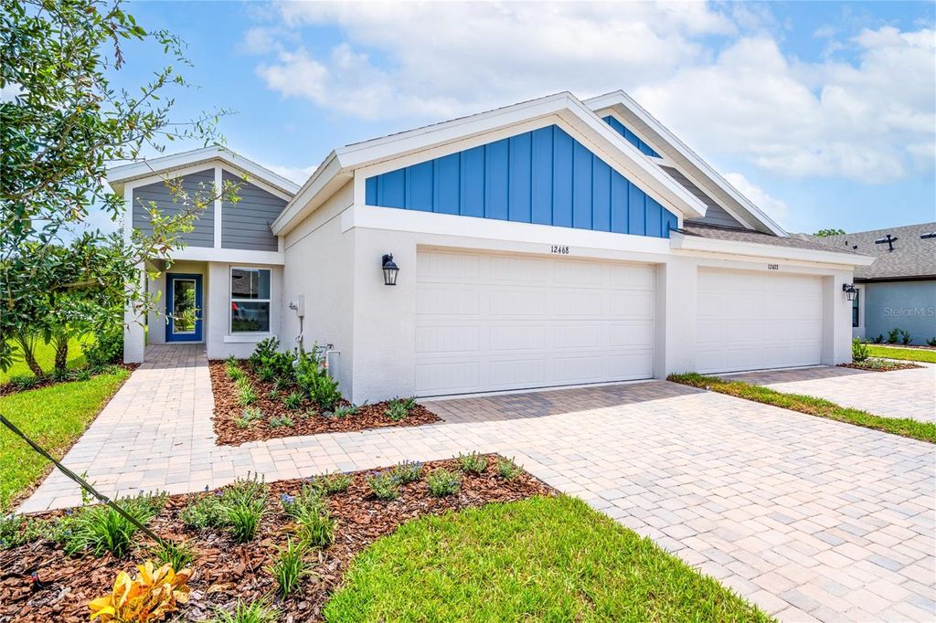 Photo of 12468 Oak Hill Way, Parrish, FL 34219 (MLS # A4679361)