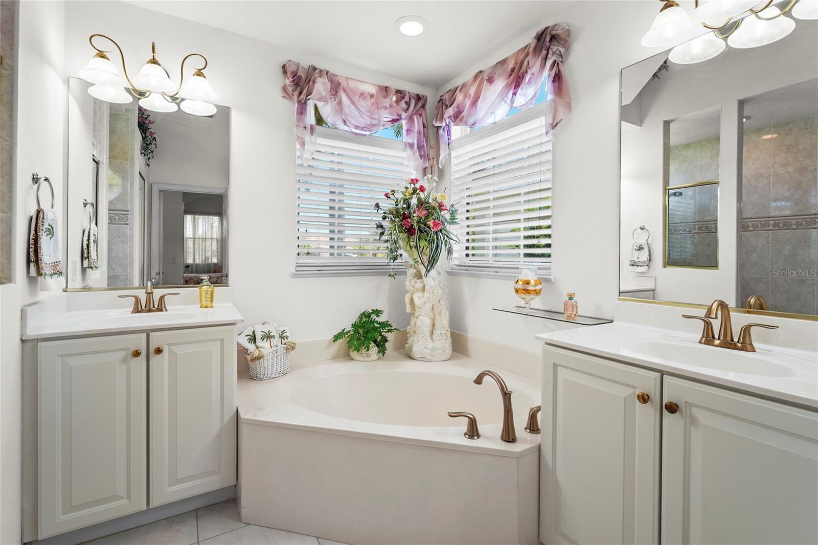 OLD GROVE AT GREENFIELD PH III-B - Residential