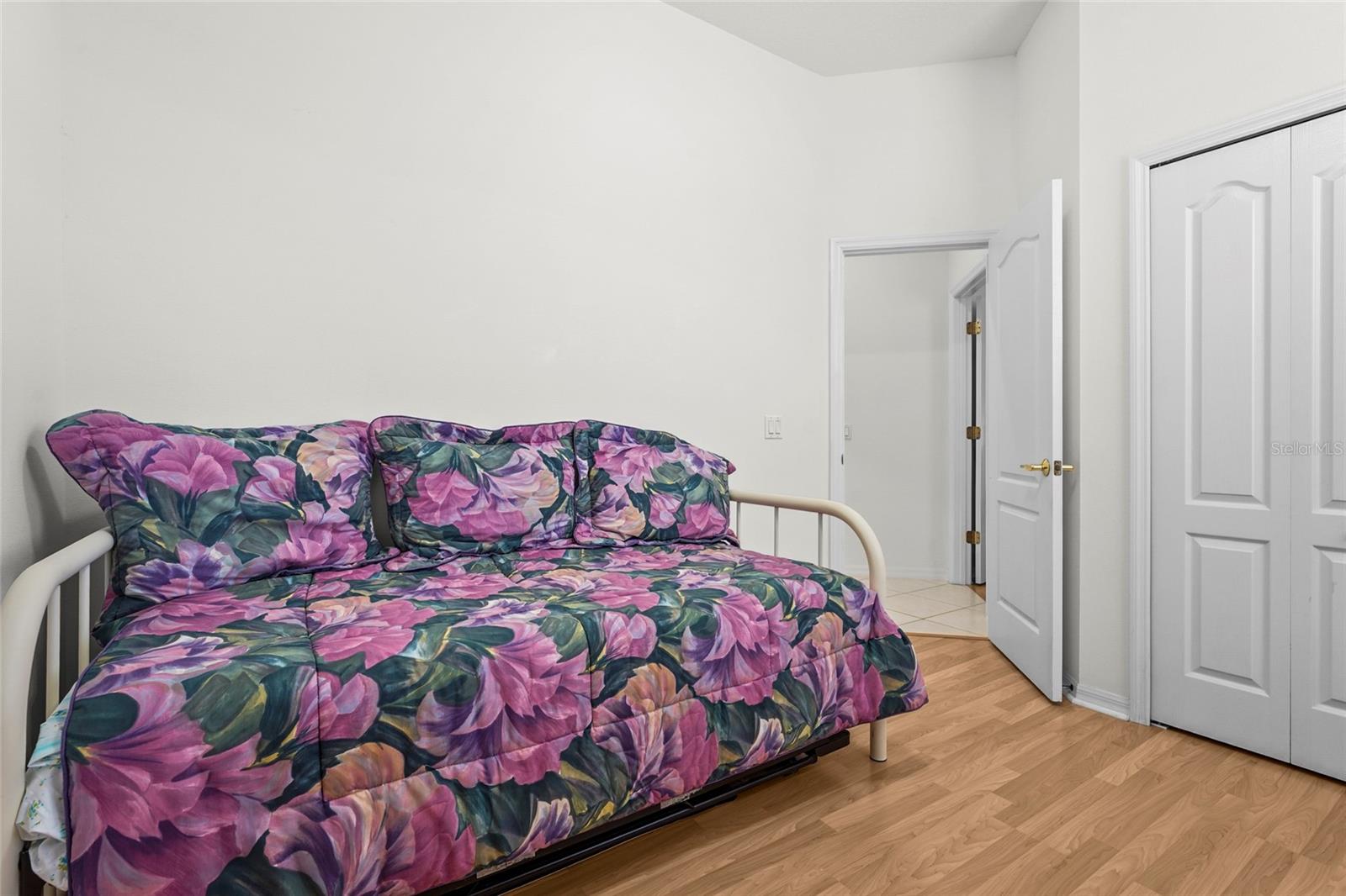 OLD GROVE AT GREENFIELD PH III-B - Residential