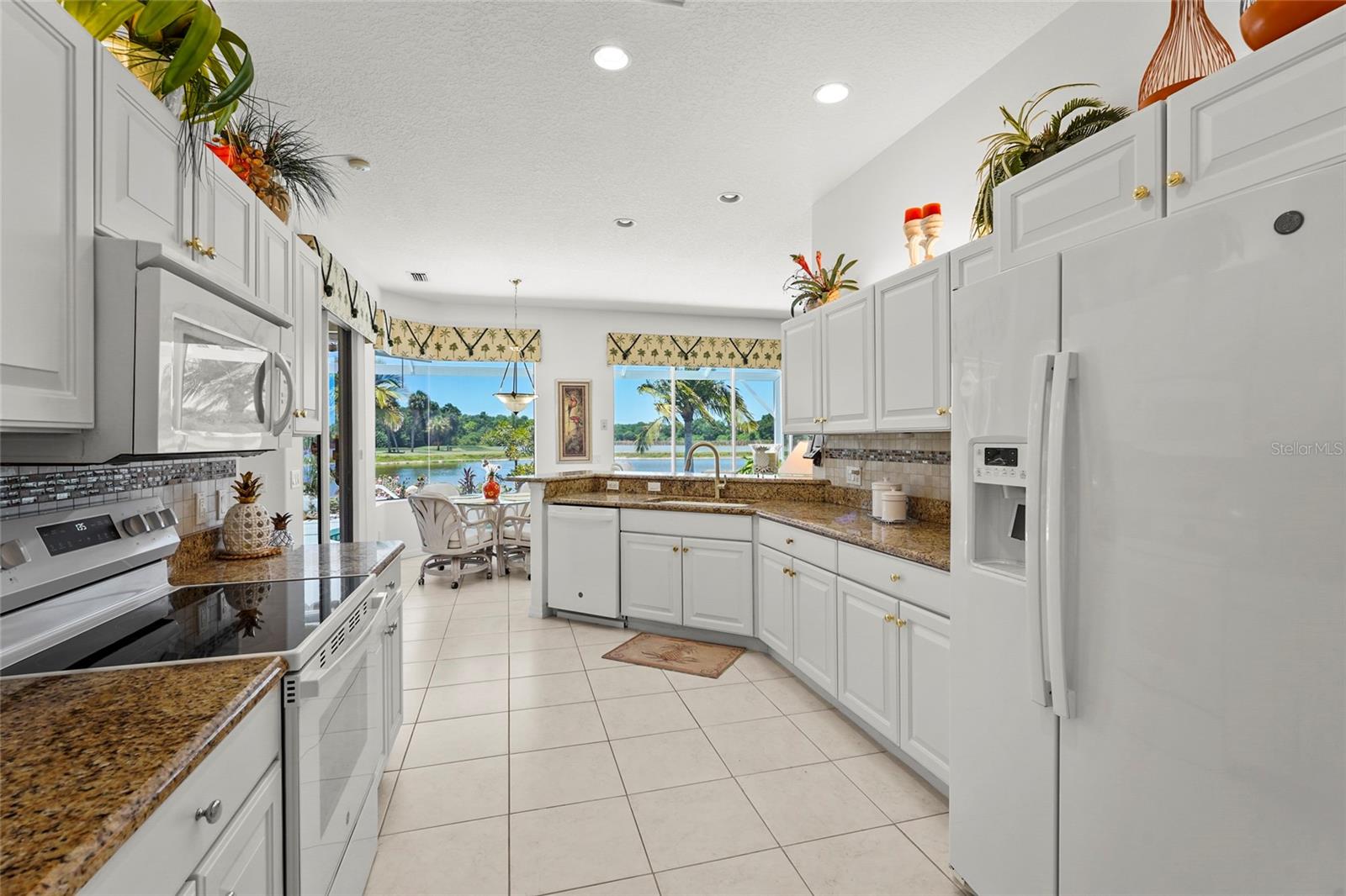 OLD GROVE AT GREENFIELD PH III-B - Residential
