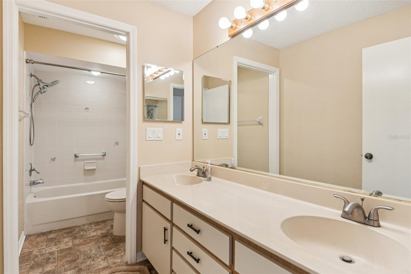 LANCASTER III CONDO - Residential