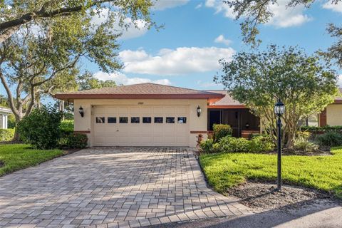 1503 LAUGHTON PLACE 206 SUN CITY CENTER FL 33573