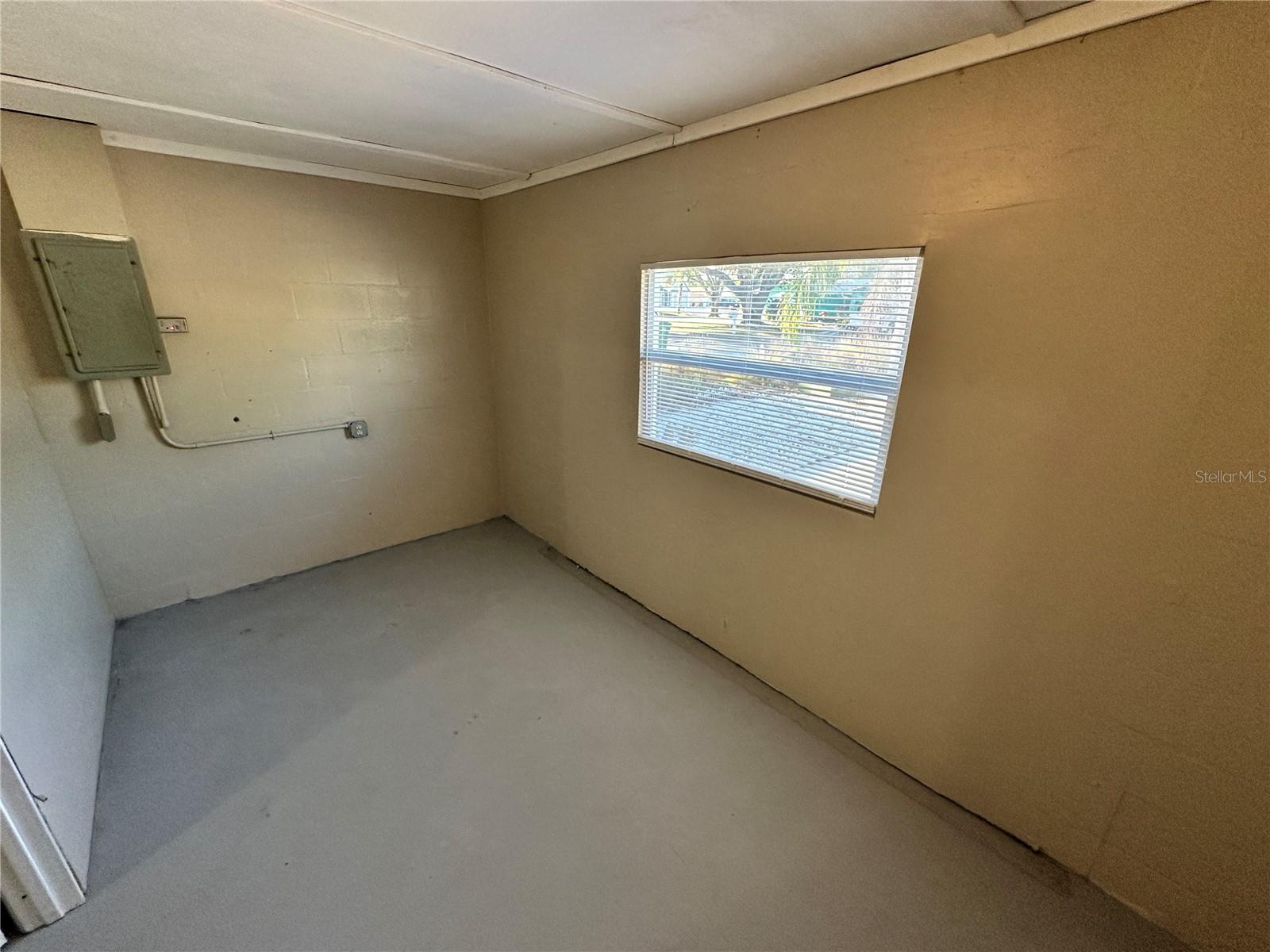 CORDOVA LAKES PH I - Residential Lease