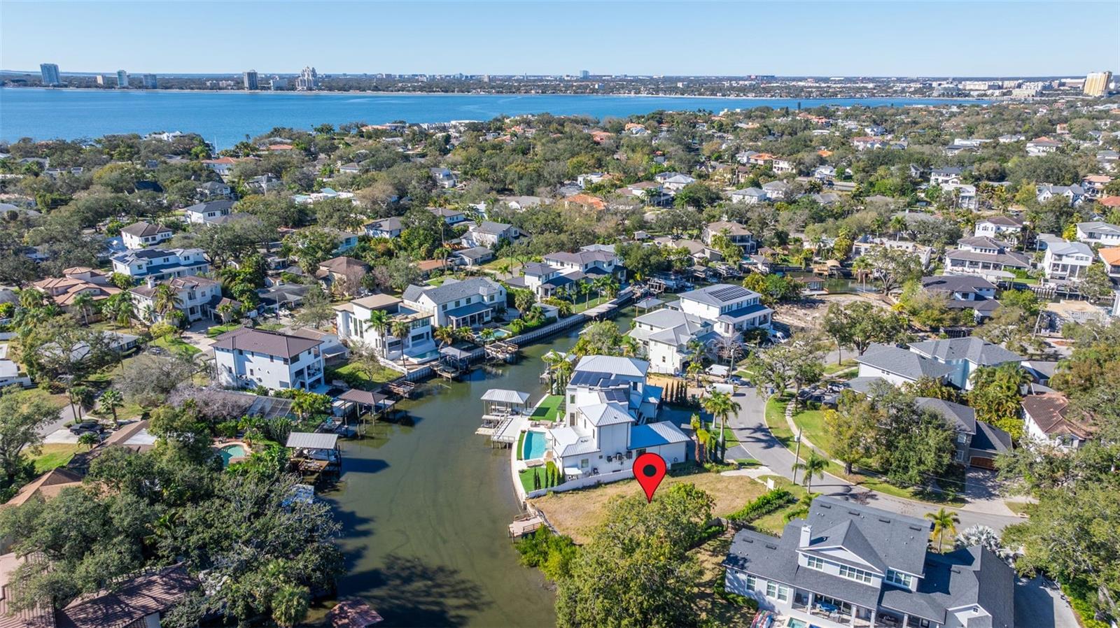 DAVIS ISLANDS PB10 PG52 TO 57 - Residential