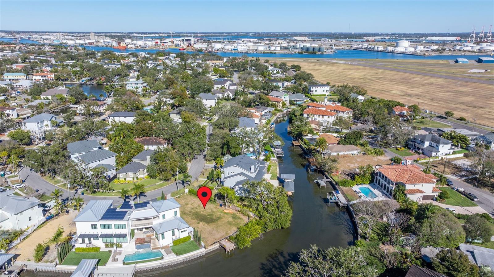 DAVIS ISLANDS PB10 PG52 TO 57 - Residential