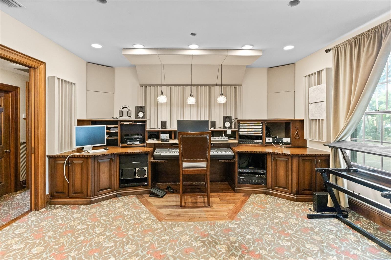 WEDGEWOOD ESTATES - Residential