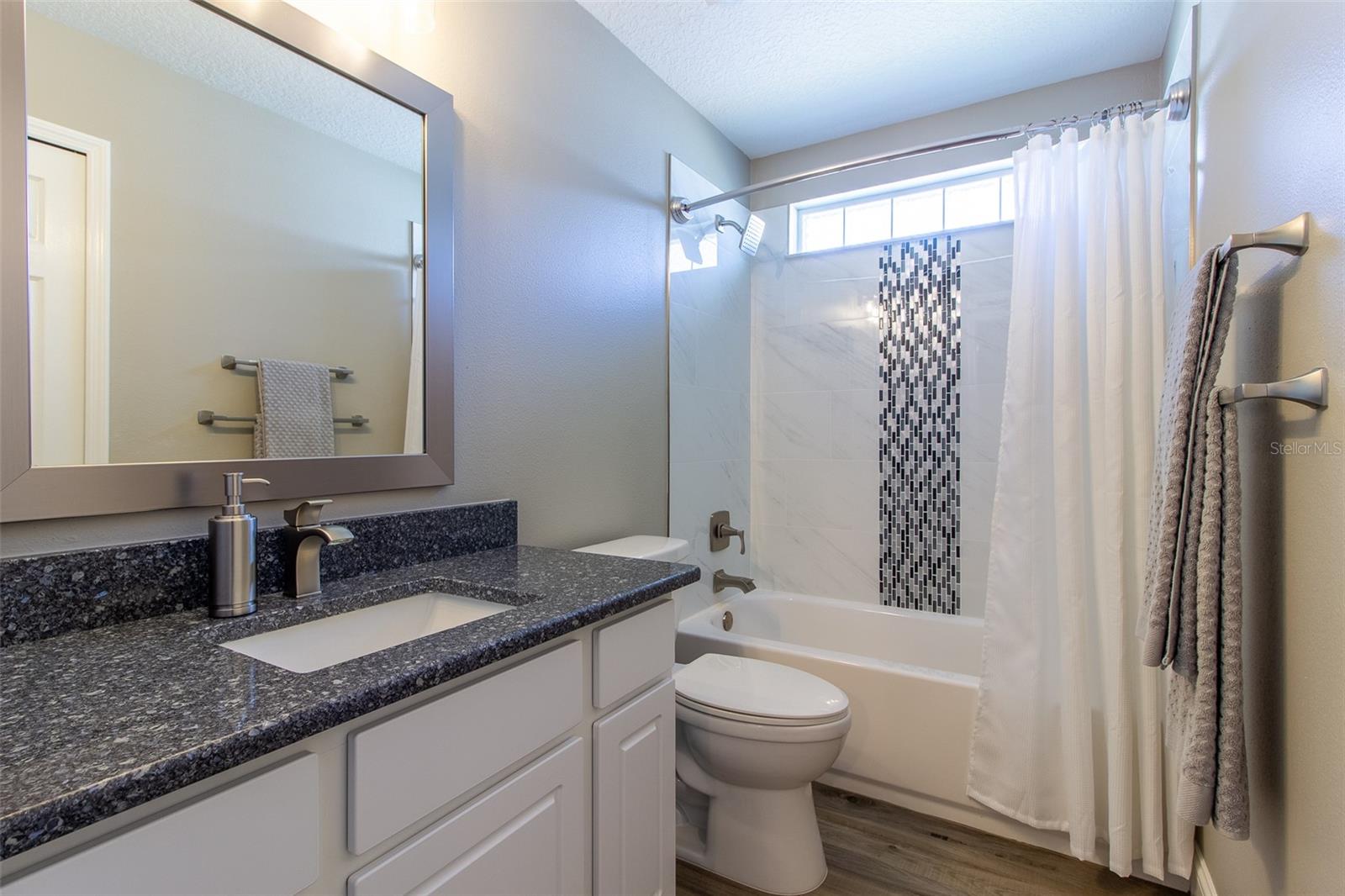 SUMMERGLEN PH 03 - Residential