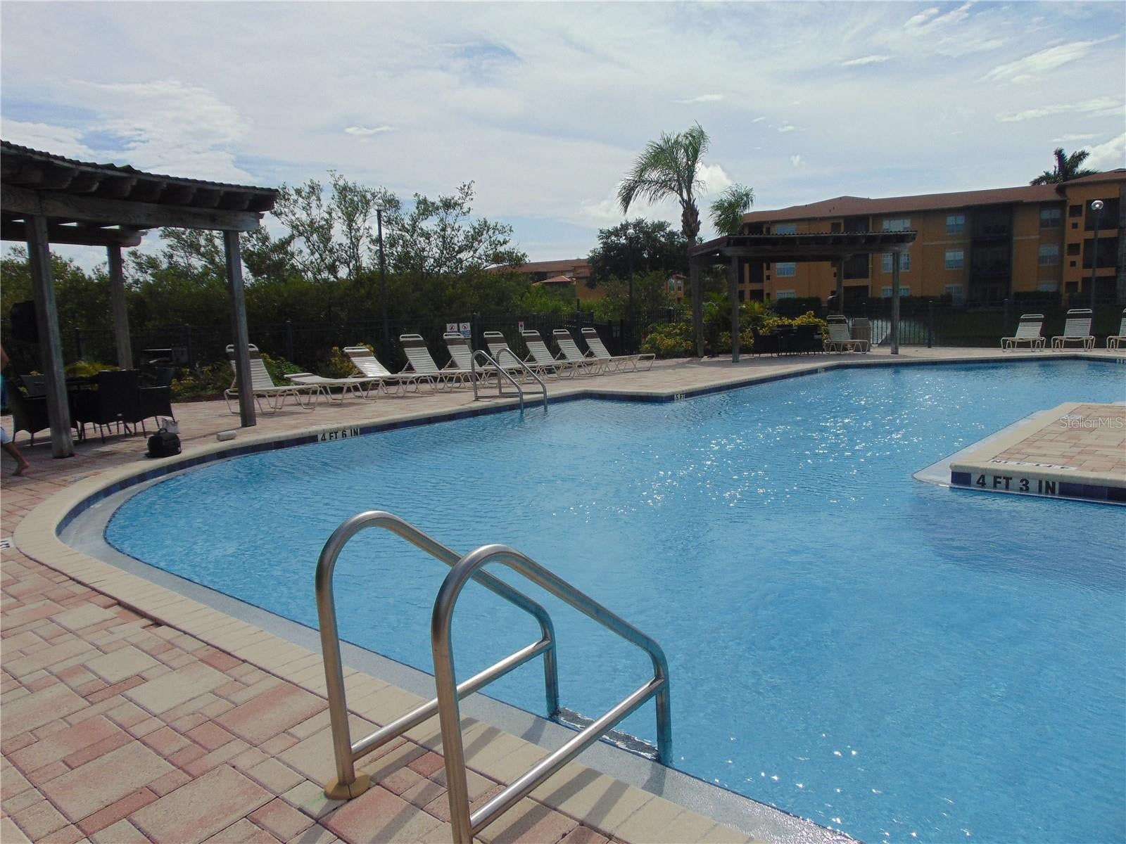 4323 BAYSIDE VILLAGE DRIVE 102