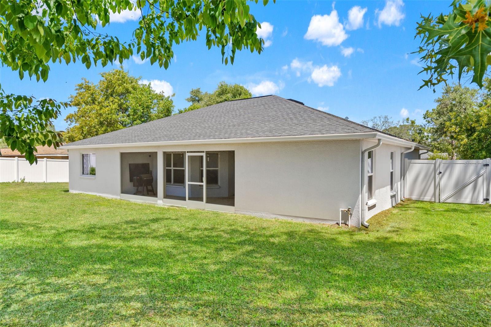 SPRING HILL - Residential