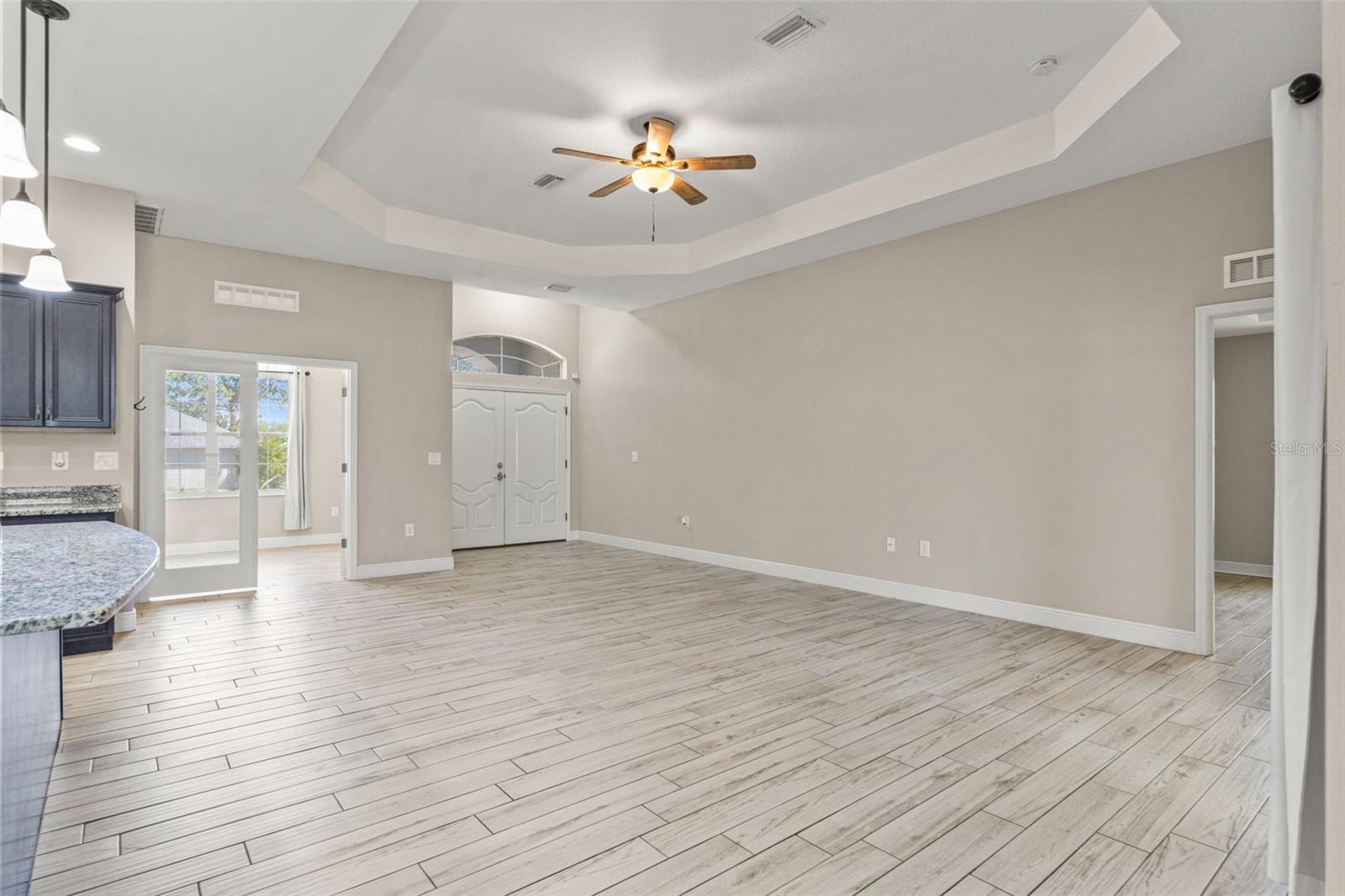 SPRING HILL - Residential